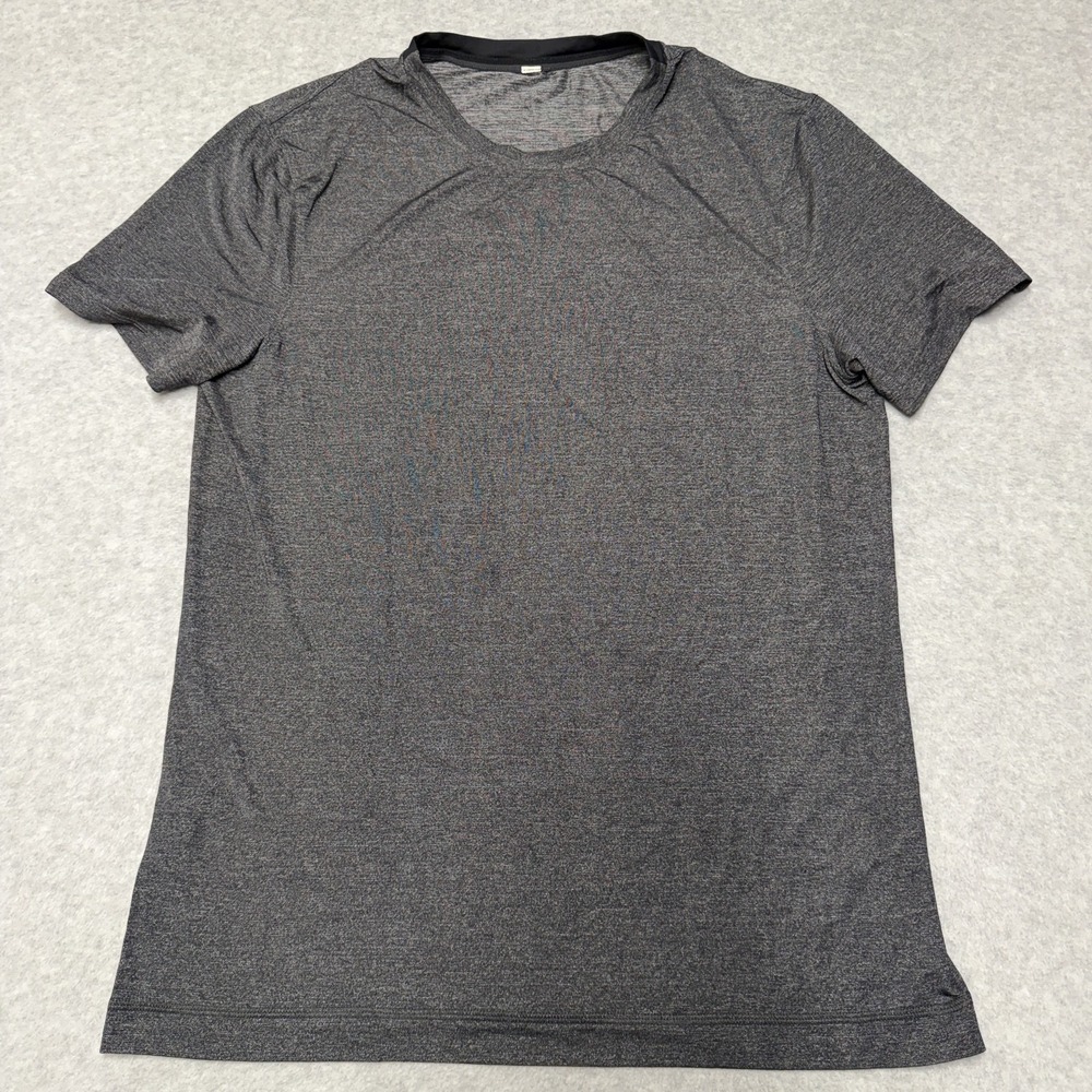 Lululemon Shirt Mens Large Gray Short Sleeve Athletic Performance Running Tee